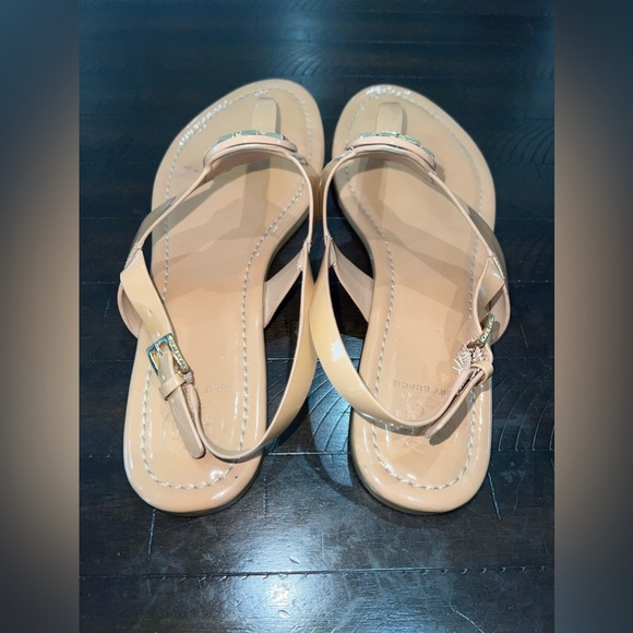 Tory Burch Bryce Patent Leather Flat Thong Sandal - Picture 6 of 14